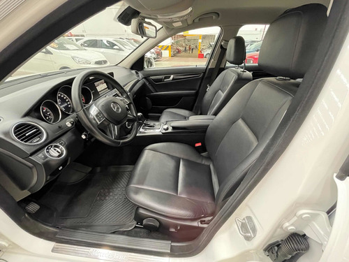 Imagen 9 de 12 de Mercedes-benz Clase C 1.8 180 Cgi At 2013
