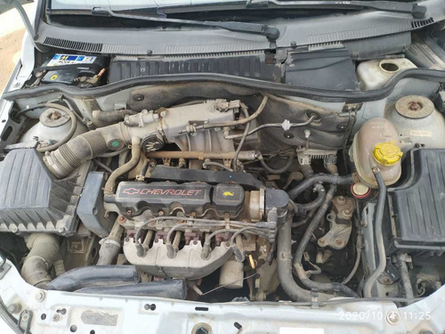 Chevrolet Corsa Sedan 2003 1.0 Classic 4p Álcool