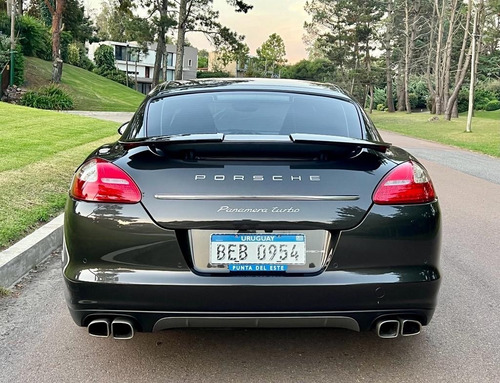 Imagen 8 de 18 de Porsche Panamera Turbo V8 551 Cv