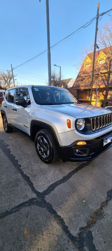 Imagen 6 de 15 de Jeep Renegade 2017 1.8 Sport