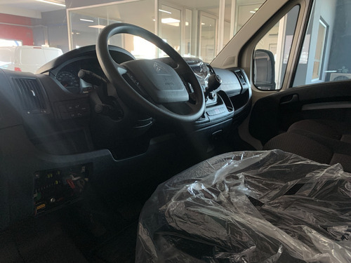Imagen 9 de 15 de Citroën Jumper 2.2 435 L2h2 Hdi 130 Mt6 Furgon 2023