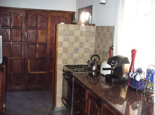 Casa En Venta 4 Ambientes En Munro