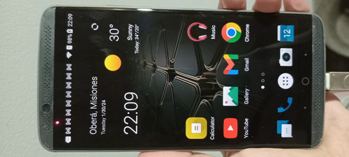 Zte Axon 7 Usado 64gb 4gb Ram Con Sensor De Huella