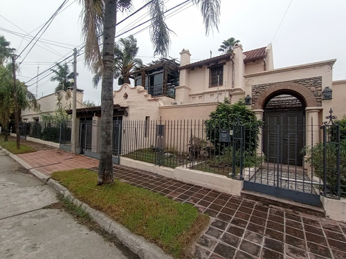 Venta Espectacular Casa Terreno 900 Mts. Zona Sur