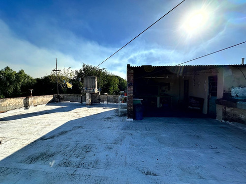 Casa Con Locales En Venta En Rafael Calzada
