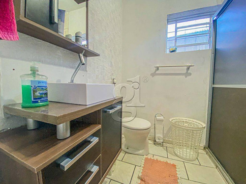Imagem 3 de 9 de Sobrado Com 5 Dormitórios À Venda, 280 M² Por R$ 500.000,00 - Champagnat - Londrina/pr - So0348