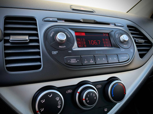 Imagem 9 de 13 de Kia Picanto 1.0 Ex 12v Flex 4p Manual