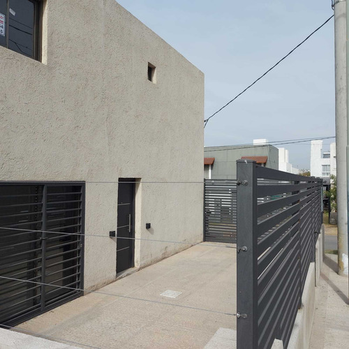 Imagen 5 de 22 de Los Prados Ii - La Calera - Venta - Duplex A Estrenar - Excelente Ubicacion!!!