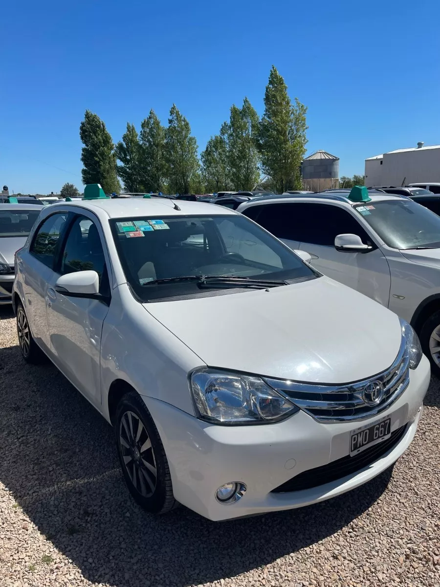 Toyota Etios 1.5 Platinum