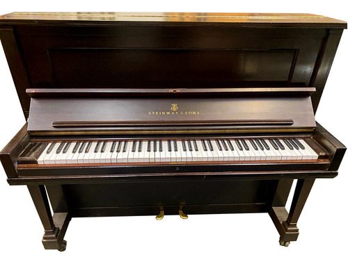 Steinway & Sons Modelo V Piano Acústico Vertical 50''