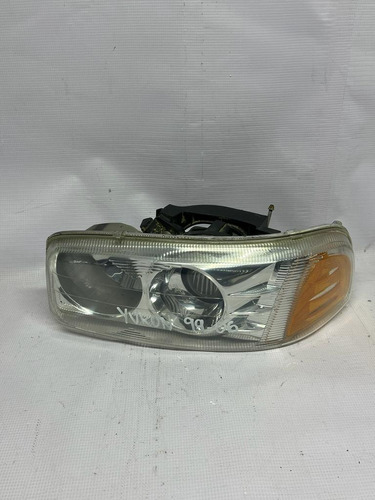 Faro Izquierdo Gmc Yukon 1999 2001 2002 2003 2004 2005 2006