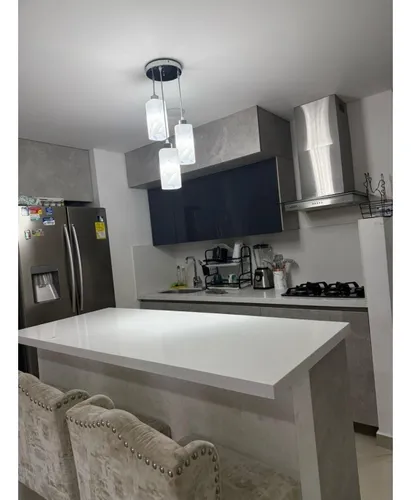 Venta De Apartamento En Laureles.