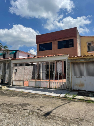 Apartoquinta En Venta Urbanización Sabana Larga Prebo