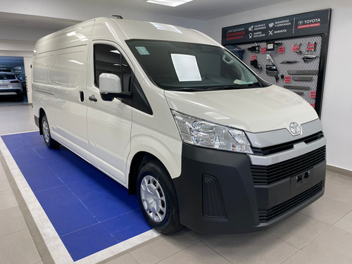 Toyota Hiace HIACE Furgon L2H2 2.8 TDI 6AT 3A 5P