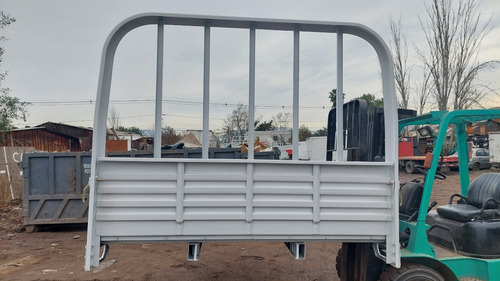 Carrocería Plana Con Barandas 3.83x1.94x0.40