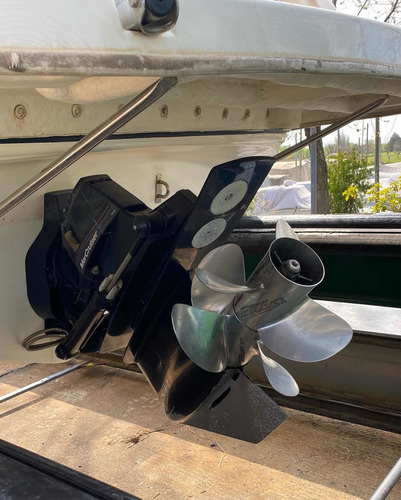 Imagen 12 de 17 de Quicksilver 2400 2016 Mercruiser 4.5 Lts. 250hp. 440 Hs.
