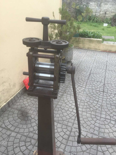Imagen 2 de 3 de Laminadora De Joyeria Para Chapa Y Alambre