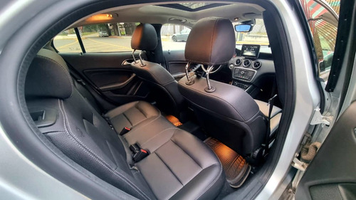 Mercedes-Benz Clase GLA 1.6 200 Cgi Sport At