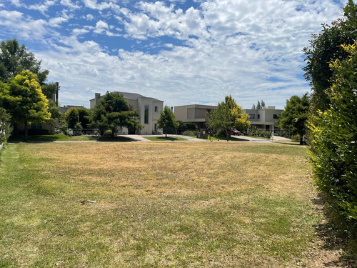 Lote En Venta En Ayres Plaza, Pilar