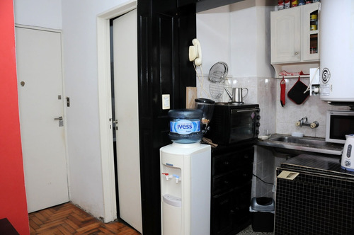 Imagen 4 de 18 de Monoambiente En Venta En Almagro - Muy Luminoso