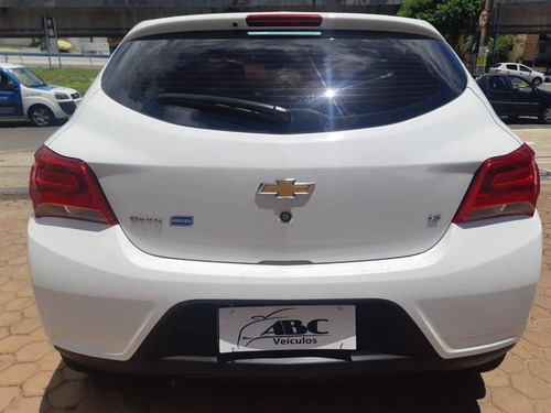 Chevrolet Onix 1.0 Mpfi Lt 8v Flex 4p Manual