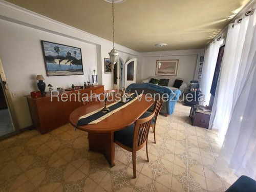 Se Vende Apartamento En El Paraiso 25-19377