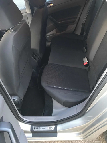 Imagem 11 de 14 de Volkswagen Polo 2019 1.0 Tsi Comfortline 200 Aut. 5p