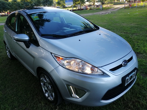 Ford Fiesta Kinetic Design 1.6 Design 120cv Titanium 2012