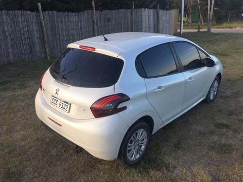 Peugeot 208 1.6 Allure 2017