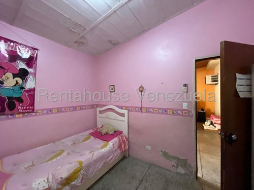 Gbf 25-16456 La Cooperativa Vendo Bella Y Amplia Casa Con Terreno Contácteme Ya.