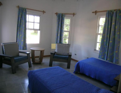 Imagen 9 de 24 de Venta De Casa De 4 Dormitorios En La Barra