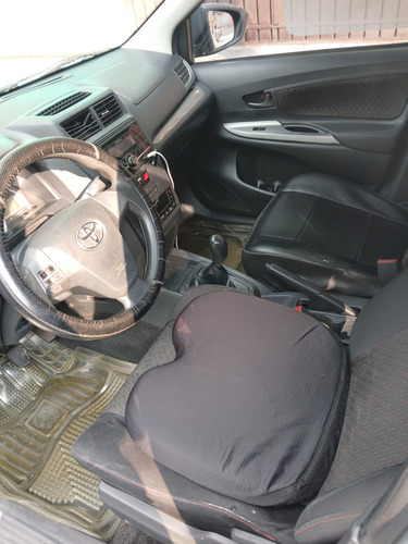 Toyota Avanza 1.5 Le Mt