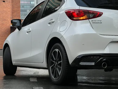 Mazda 2 Grand Touring 2.0 Carbon Edition