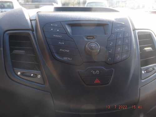 Imagen 7 de 22 de Ford Fiesta Kinetic Design 2016 1.6 S 120cv
