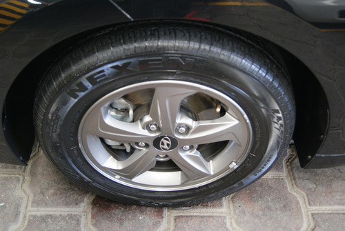 Hyundai Elantra 2.0 Gls At