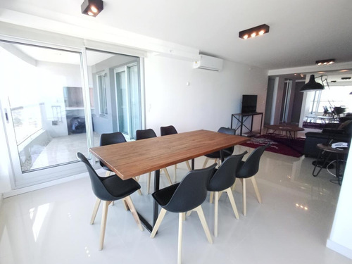 Departamento, 2 Dormitorios Dep, Con Parrillero Y Vista - Playa Brava