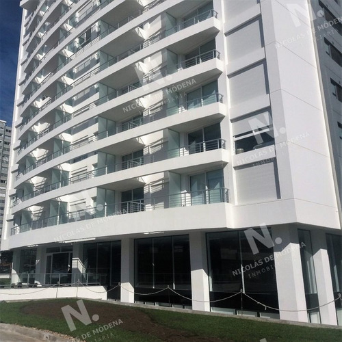 Imagen 1 de 16 de Departamento De 1 Dormitorio En Punta Del Este - Punta Del Este Roosevelt