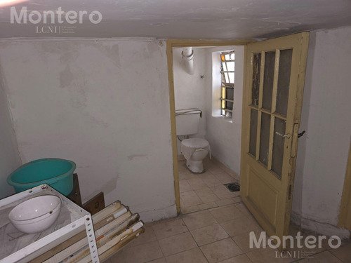 Departamento En Congreso , 7 Ambientes Con Patio Y Balcon