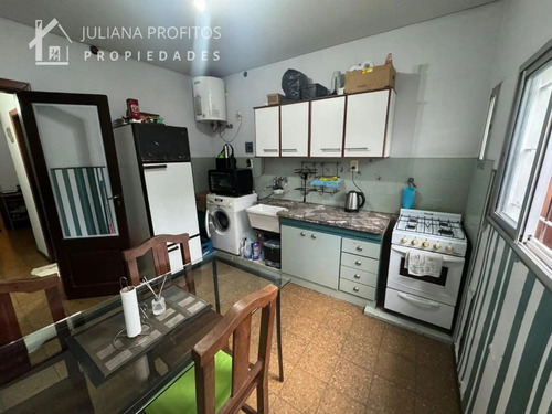 Casa En Venta. Planta Baja Con Dos Unidades Funcionales.