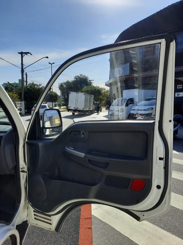 Imagem 7 de 9 de Kia Bongo 2020 2.5 Std 4x2 Rs Turbo Baú Alumínio