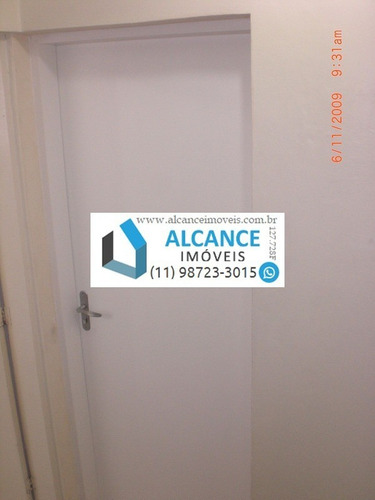 Imagem 2 de 3 de Sala Comercial Com 32 M² Na Calçada Das Anêmonas, No Centro Comercial De Alphaville Em Barueri. - Sa00094 - 34950381