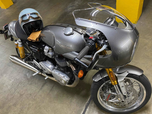 Triumph Thruxton R