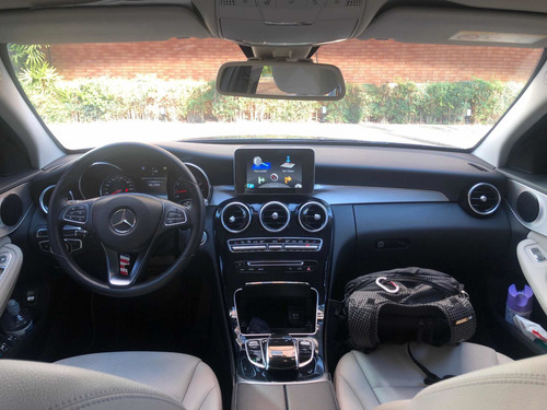 Imagem 8 de 10 de Mercedes-benz Classe C 2017 1.6 Avantgarde Turbo 5p