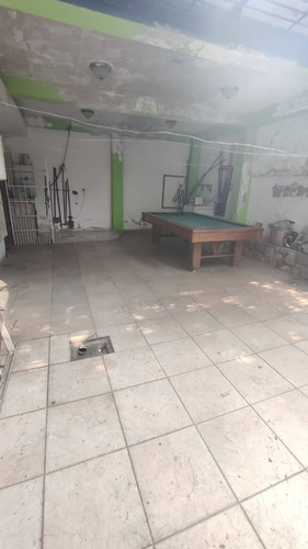 Casa En Trigal Sur, Valencia, De 2 Niveles, Para Remodelar. Gg.p