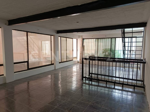 Departamento C/local Comercial En 3 Niveles, Ctm Risco, Gustavo A Madero, Cdmx