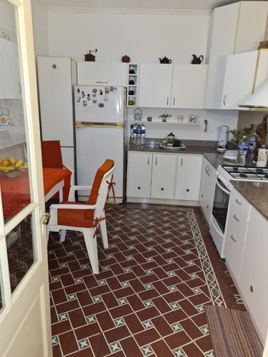 Imagen 8 de 15 de Chalet 3 Amb Con Dependencia Reciclado. La Perla
