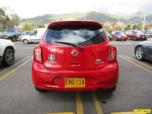 Nissan March 1.6 Sense Automático