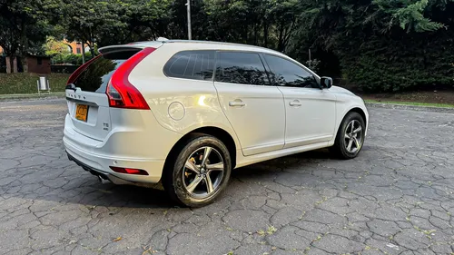 Volvo XC60 2.5 T5 Awd R-design