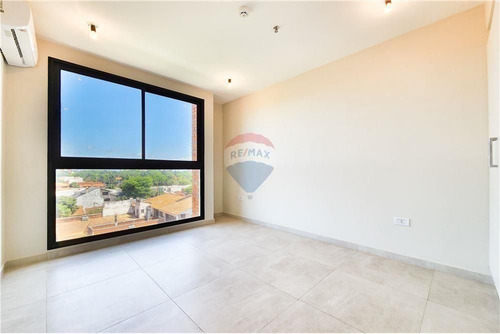 Vendo Departamento De 2 Dormitorios En Los Laureles