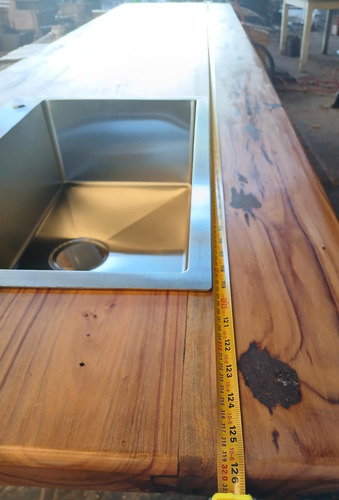 Mesada De Madera Maciza De Quebracho Colorado X Metro Lineal Colorado